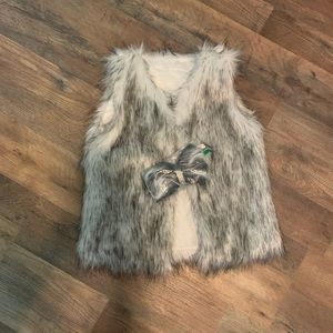Girls furry vest